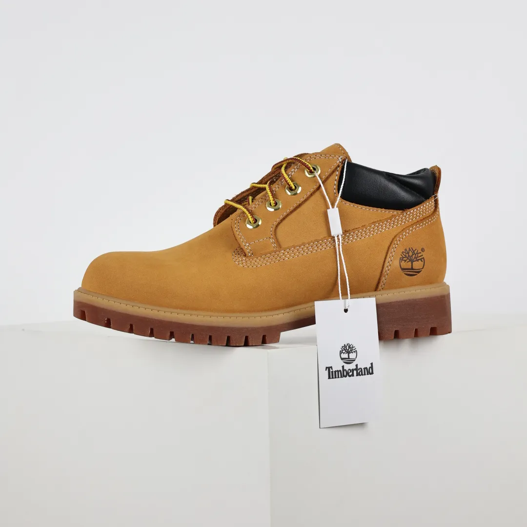 Local self-pickup💰640 Core recommendation Good price Rubber non-slip outsole resists cold and cracks. Authentic and consistent full leather collar/lining/sole. Equipped with anti-fatigue shock-absorbing honeycomb insole. Extremely comfortable. Full set of original packaging accessories (comes with shoelaces, eraser and counter bag). Size: 39.5 40 41 41.5 42 43 43.5 44 45 One size too large.
